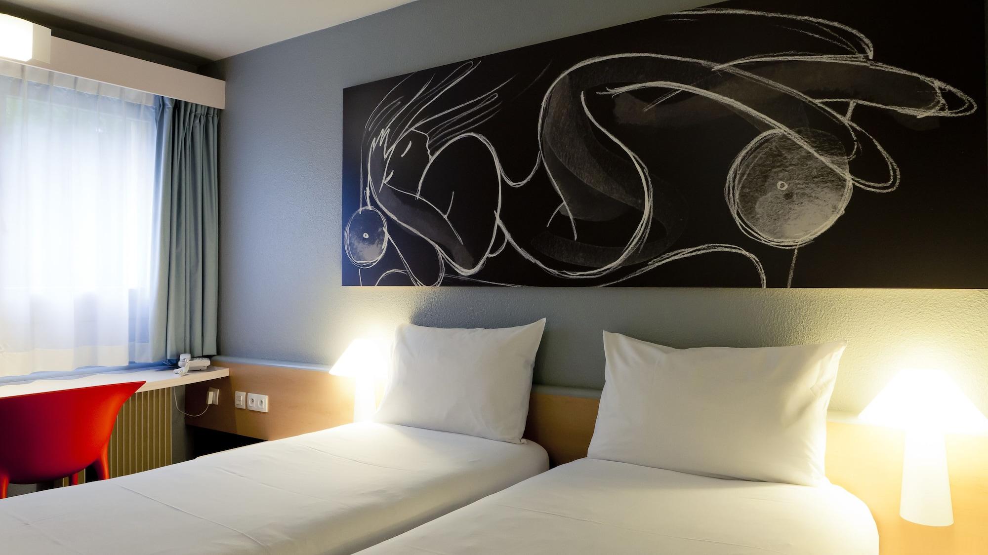 Hotel Ibis Lyon Nord Dardilly Exterior foto