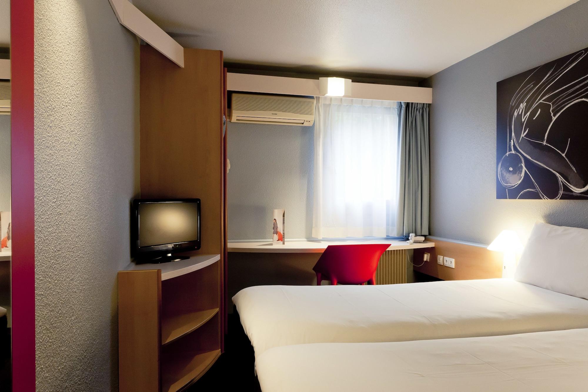 Hotel Ibis Lyon Nord Dardilly Exterior foto