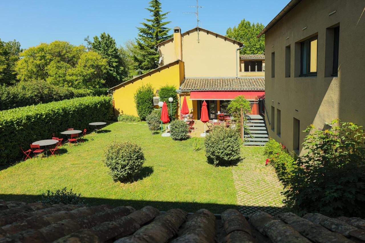 Hotel Ibis Lyon Nord Dardilly Exterior foto