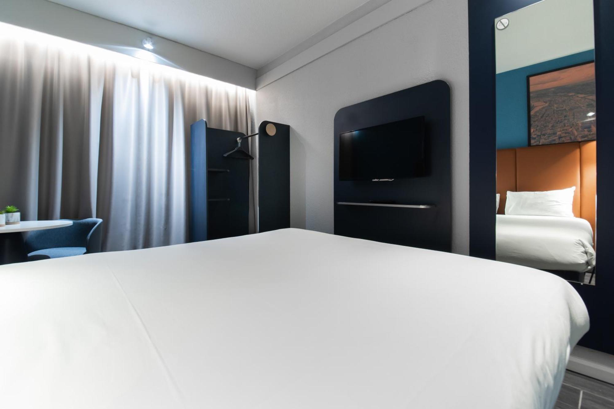 Hotel Ibis Lyon Nord Dardilly Exterior foto
