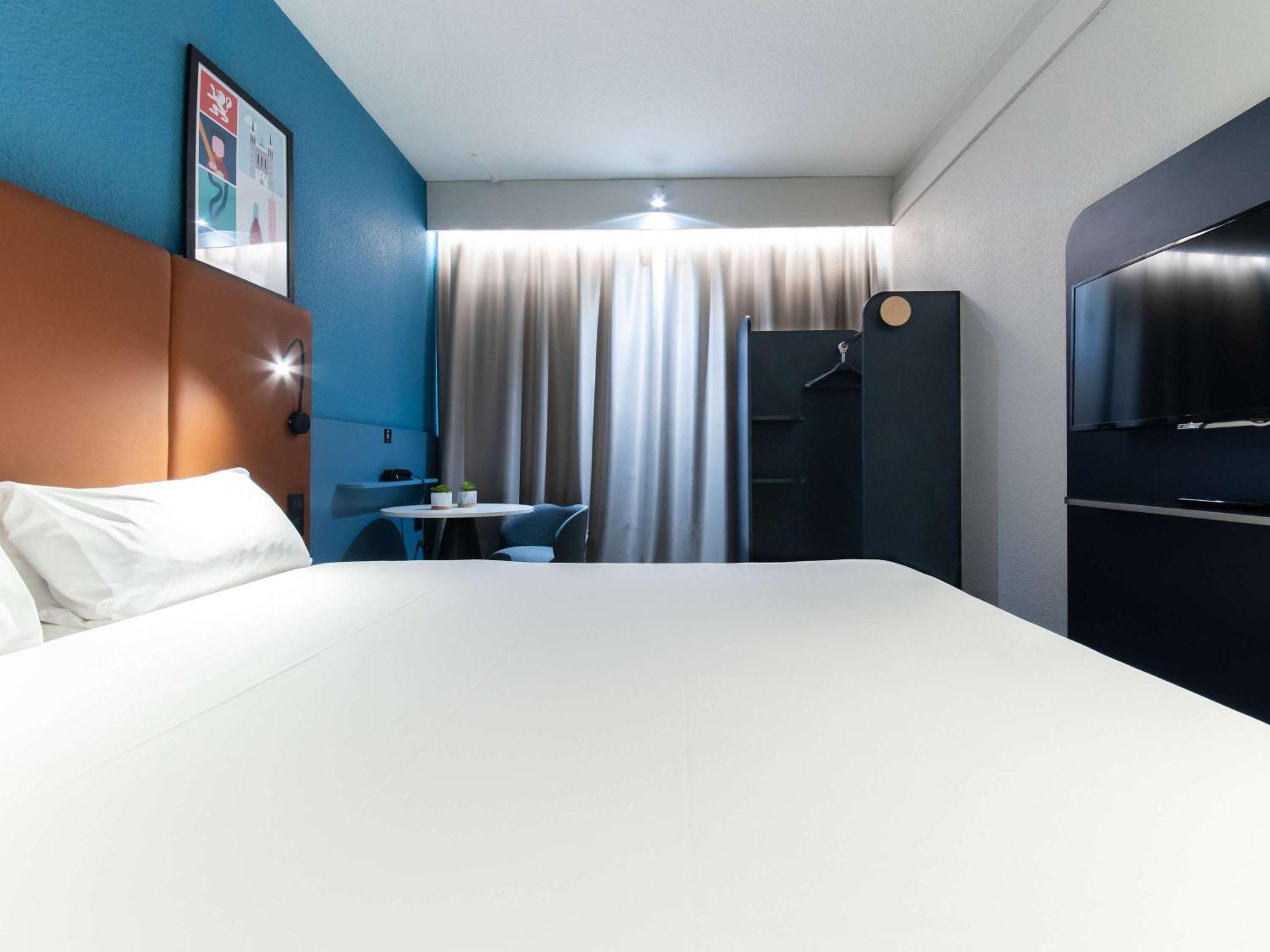 Hotel Ibis Lyon Nord Dardilly Exterior foto